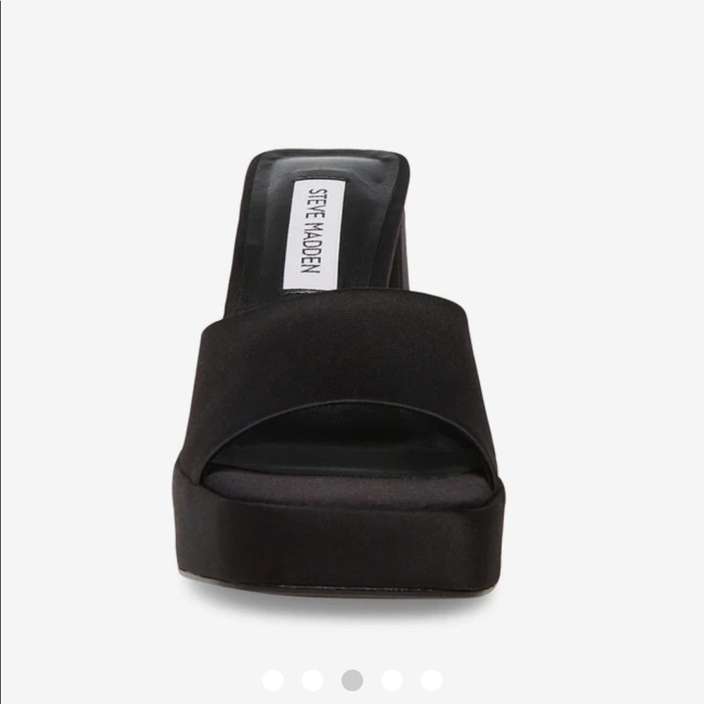 Steve Madden Cristo Black Satin size 6